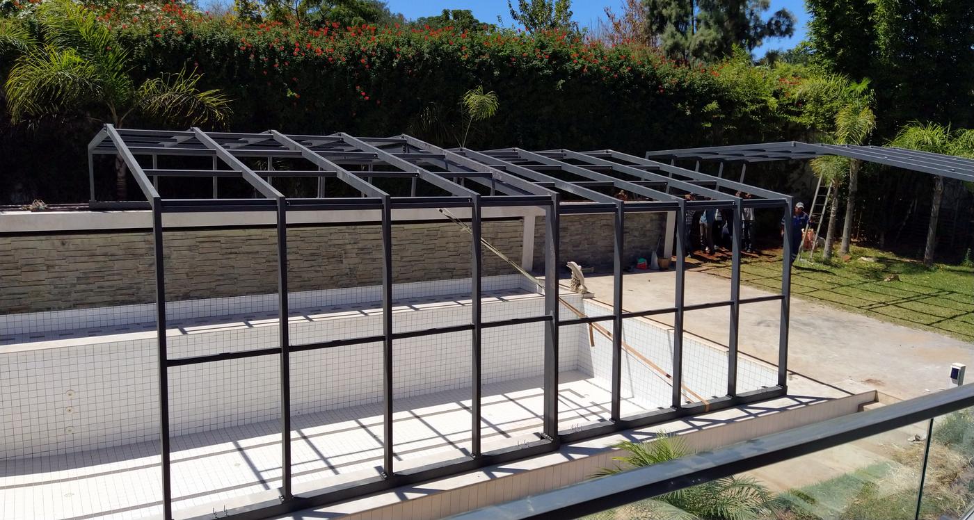 Abri de piscine, structure aluminium